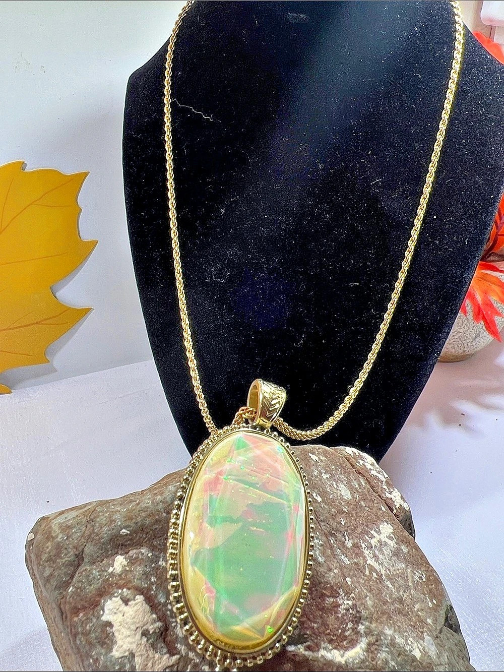 Gold-Tone Opalescent Pendant Necklace